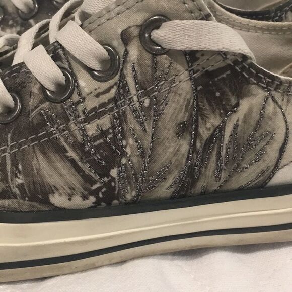 Converse All Star Grey flower❤️ - Picture 3 of 8